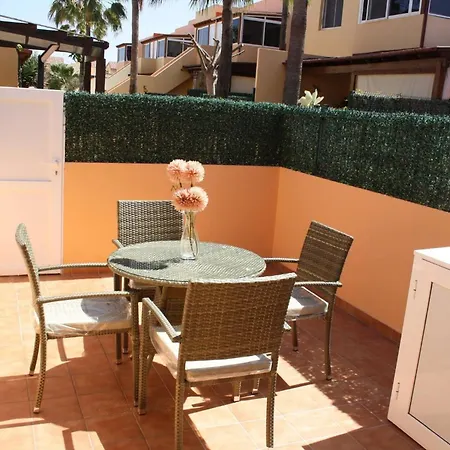 Los Delfines Bravos Apartment,50 Meter Far Beach * Corralejo