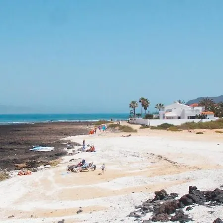 Appartamento Los Delfines Bravos Apartment,50 Meter Far Beach Corralejo