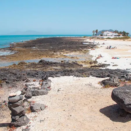 Appartamento Los Delfines Bravos Apartment,50 Meter Far Beach Corralejo
