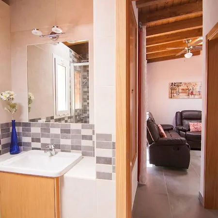Los Delfines Bravos Apartment,50 Meter Far Beach Corralejo